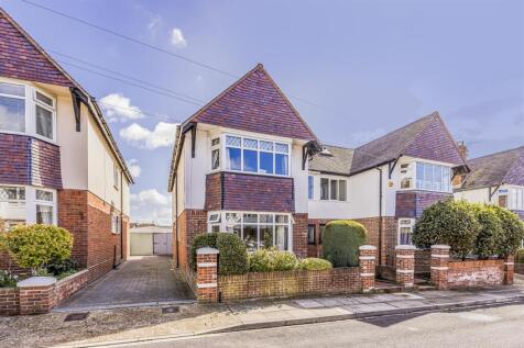 Woolner Avenue, Portsmouth PO6 5 bed house for sale