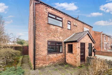 2 bedroom semi-detached house for sale