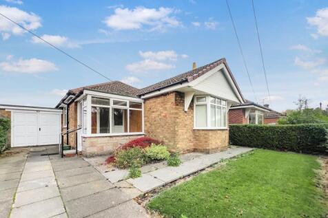 Cottage Lane, Ormskirk L39 3 bed detached bungalow for sale