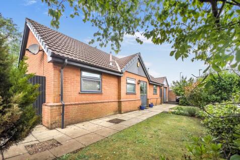 Lordsgate Lane, Ormskirk L40 2 bed detached house for sale