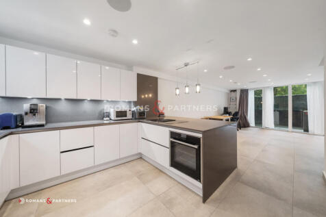 3 bedroom apartment for sale