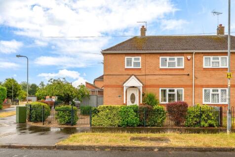 Perney Crescent, North Hykeham, LN6 3 bed semi
