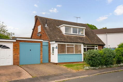 Townsend Close, Royston SG8 3 bed link detached house for sale