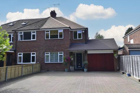 3 bedroom semi-detached house for sale