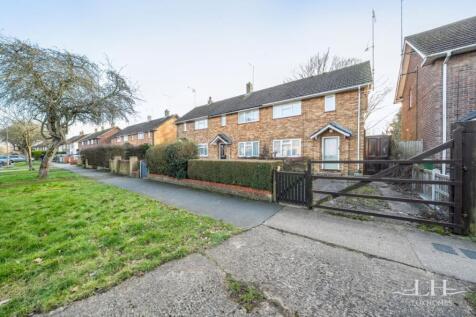 Hawthorn Avenue 2 bed end of terrace house for sale