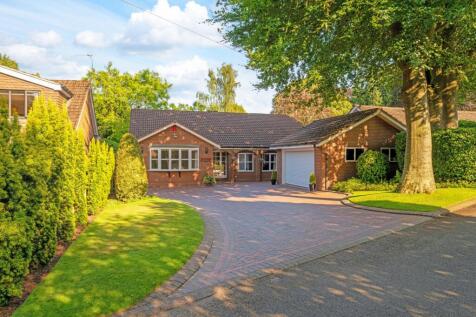 3 bedroom detached bungalow for sale