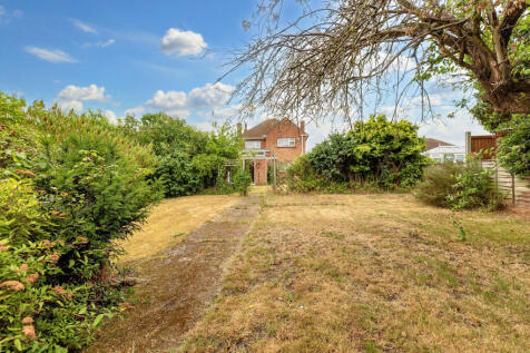 Mill Road, Colchester, CO4 5 3 bed detached house for sale