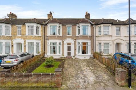 6 bedroom terraced house for sale