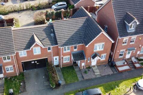 Carrington Road, Hamilton, Leicester LE5 2 bed terraced house for sale