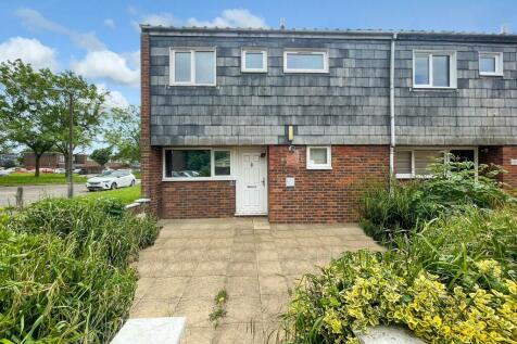 3 bedroom end of terrace house for sale