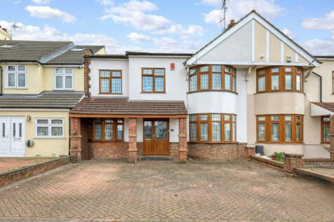 4 bedroom terraced house for sale