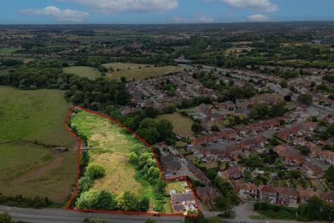 Blaby Road, Enderby, Leicestershire 3 bed detached bungalow for sale