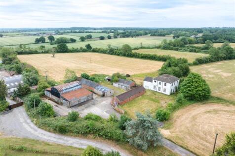 Leicester Road, Hinckley LE9 5 bed property for sale