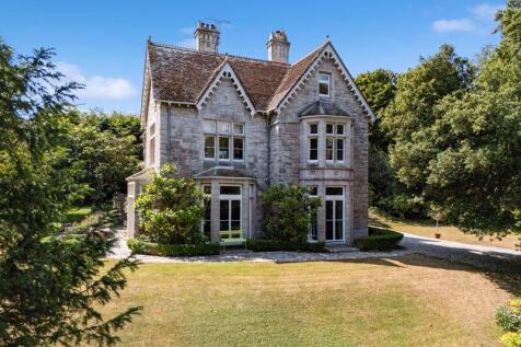 7 bedroom detached house for sale