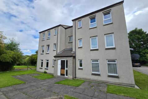 Studio flat for sale