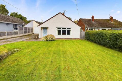 2 bedroom detached bungalow for sale