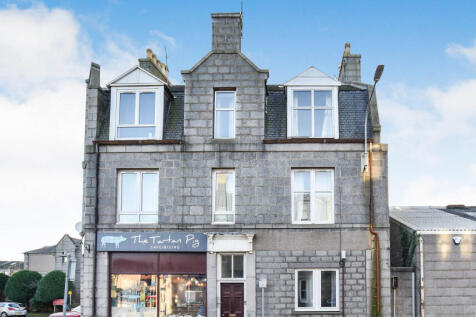 32 Hollybank Place, Aberdeen... 2 bed flat for sale