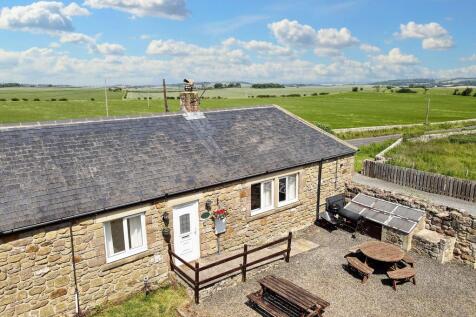 10 Adderstone Steading, Belford NE70 3 bed semi