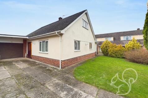 Bishops Croft, Bury St. Edmunds IP31 4 bed detached house for sale