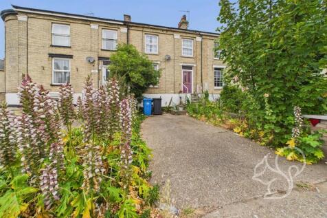 London Road, Ipswich IP1 9 bed terraced house for sale