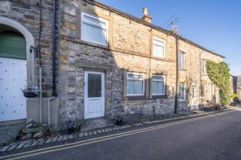 Mitchelgate, Kirkby Lonsdale, LA6 3 bed terraced house for sale