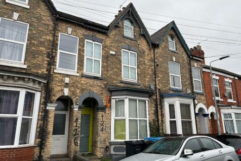 8 bedroom terraced house for sale