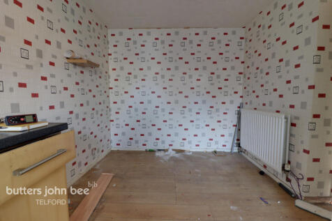 Spout Way, Telford 3 bed terraced house for sale
