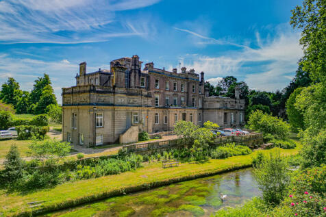 Brambridge House, Eastleigh SO50 2 bed apartment for sale