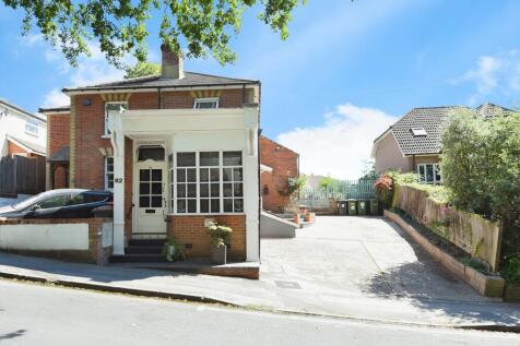 Bishopstoke, Eastleigh SO50 3 bed semi