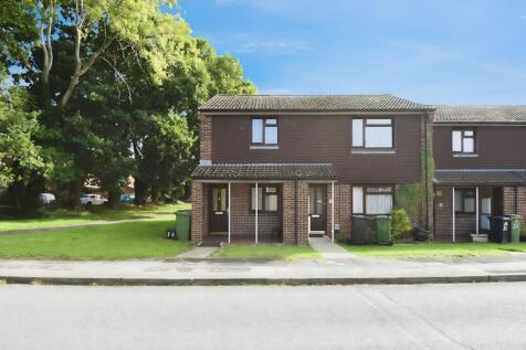 Bishopstoke, Eastleigh SO50 2 bed maisonette for sale