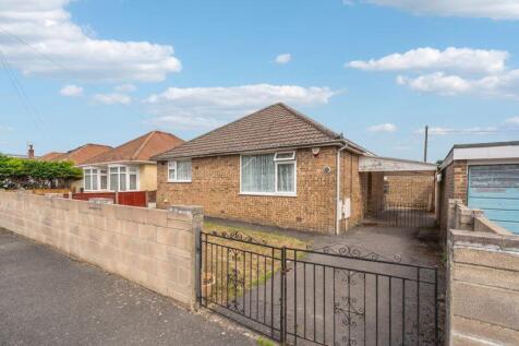 Hilda Road, Poole BH12 2 bed detached bungalow for sale