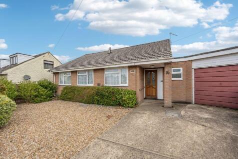 High Howe Lane, Bournemouth BH11 2 bed detached bungalow for sale