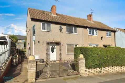 3 bedroom semi-detached house for sale