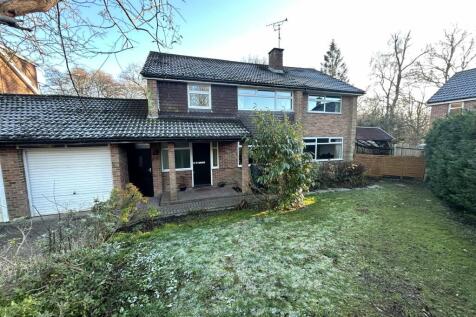 The Spinney, Haywards Heath, RH16 6 bed detached house for sale