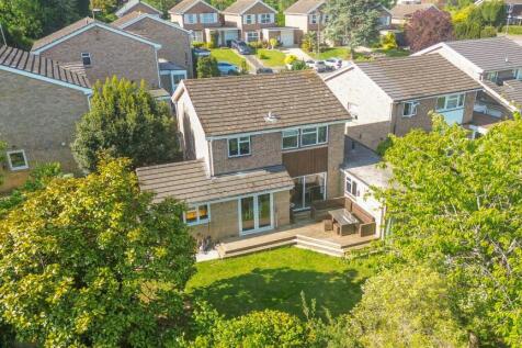 Nursery Close, Haywards Heath, RH16 4 bed detached house for sale