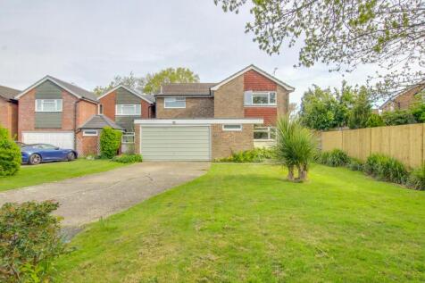 Burma Close, Haywards Heath, RH16 4 bed detached house for sale