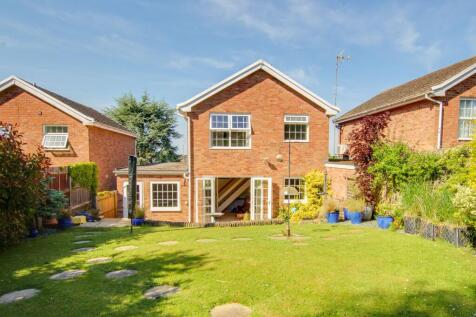 Nursery Close, Haywards Heath, RH16 3 bed detached house for sale