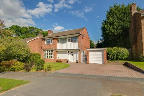 Beech Hill, Haywards Heath, RH16 4 bed detached house for sale