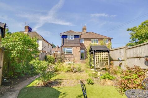 Allen Road, Haywards Heath, RH16 3 bed semi