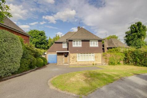 Hillside Walk, Haywards Heath, RH16 4 bed detached house for sale