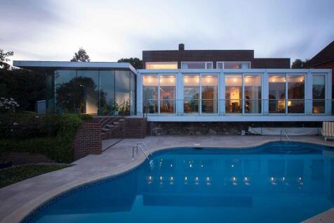 Rookery Way, Haywards Heath, RH16 4 bed detached house for sale