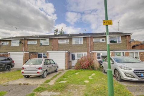 Barnmead, Haywards Heath, RH16 3 bed terraced house for sale