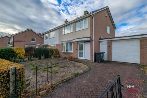 3 bedroom semi-detached house for sale