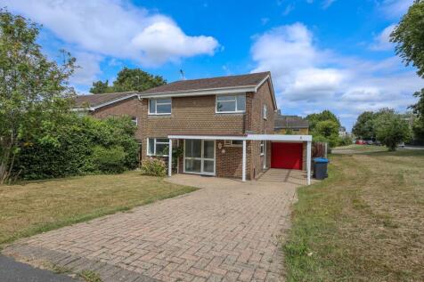Oak Hall Park, Burgess Hill, RH15 4 bed detached house for sale