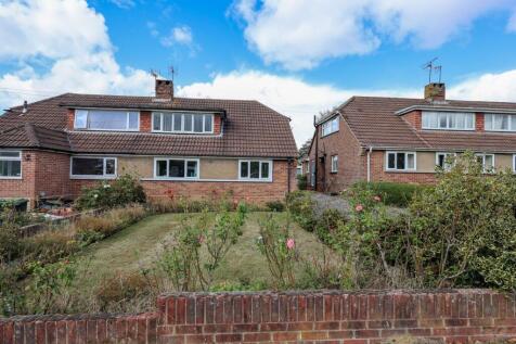 St. Johns Avenue, Burgess Hill, RH15 2 bed chalet for sale
