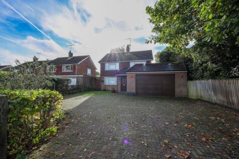 Ferndale Road, Burgess Hill, RH15 3 bed detached house for sale