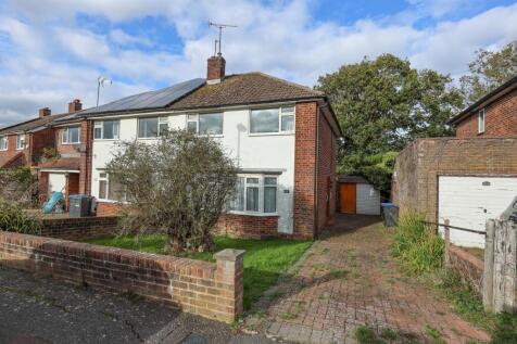 Manor Road, Burgess Hill, RH15 3 bed semi