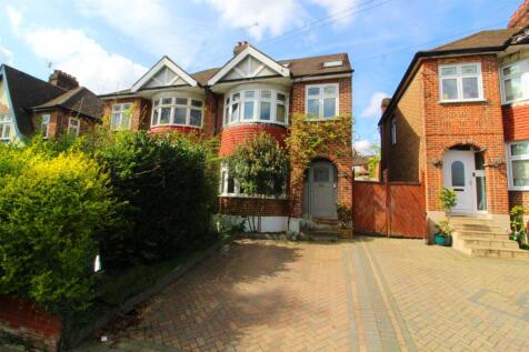 Brunswick Park Road, London N11 5 bed semi