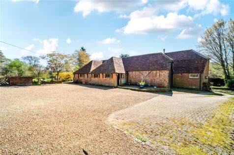 Chamber Lane, Farnham, Surrey, GU10 4 bed detached house for sale