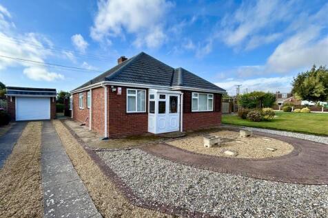 Heath Lane, Telford TF6 3 bed detached bungalow for sale